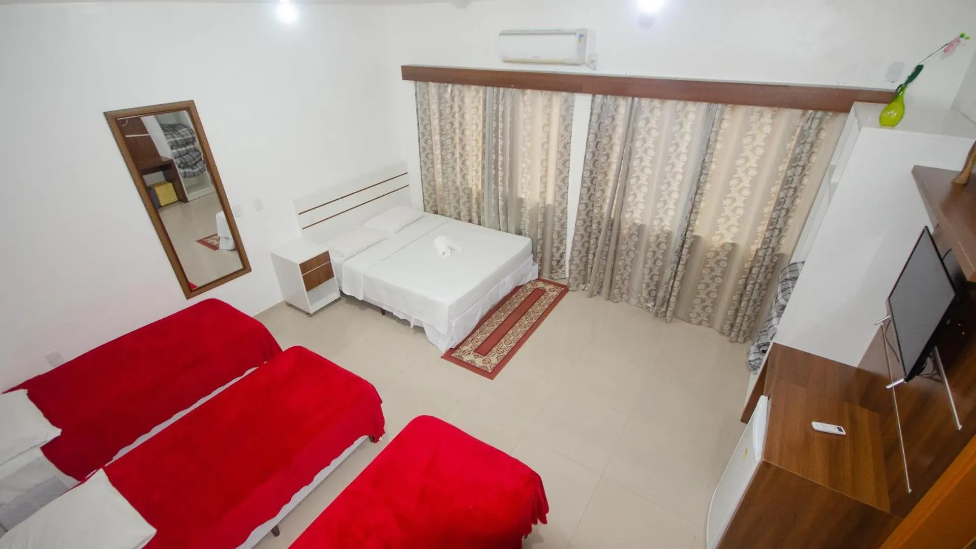**  Hotel Penha Brasil